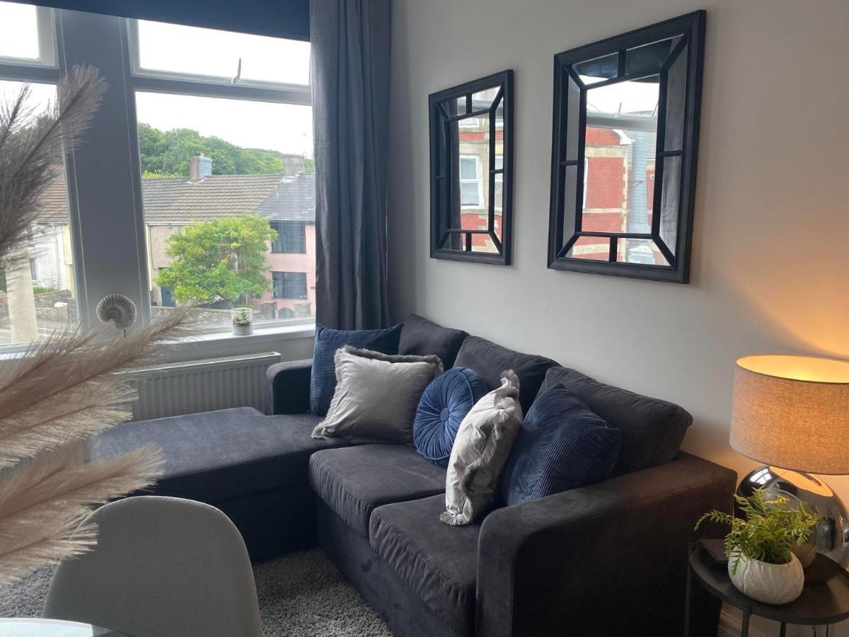 The Retreats 2 Kenfig Hill Pet Friendly 2 Bedroom Flat With King Size Bed Twin Beds And Sofa Bed Sleeps Up To 5 People Luaran gambar